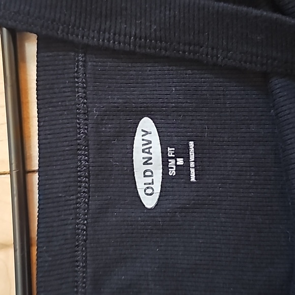 Old Navy Tank top - Picture 4 of 4